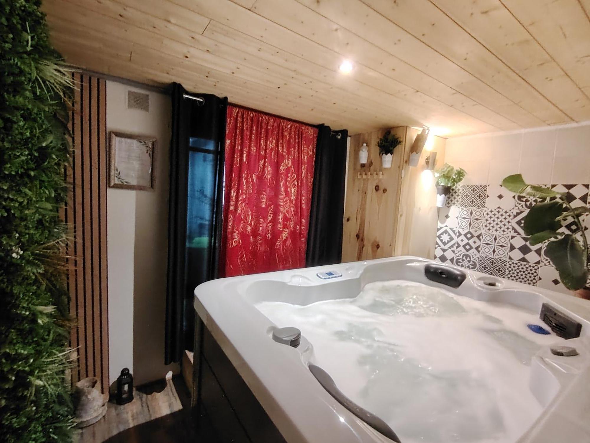Sweet Loft Grenoble-Love Room Avec Jacuzzi & Sauna Exteriör bild